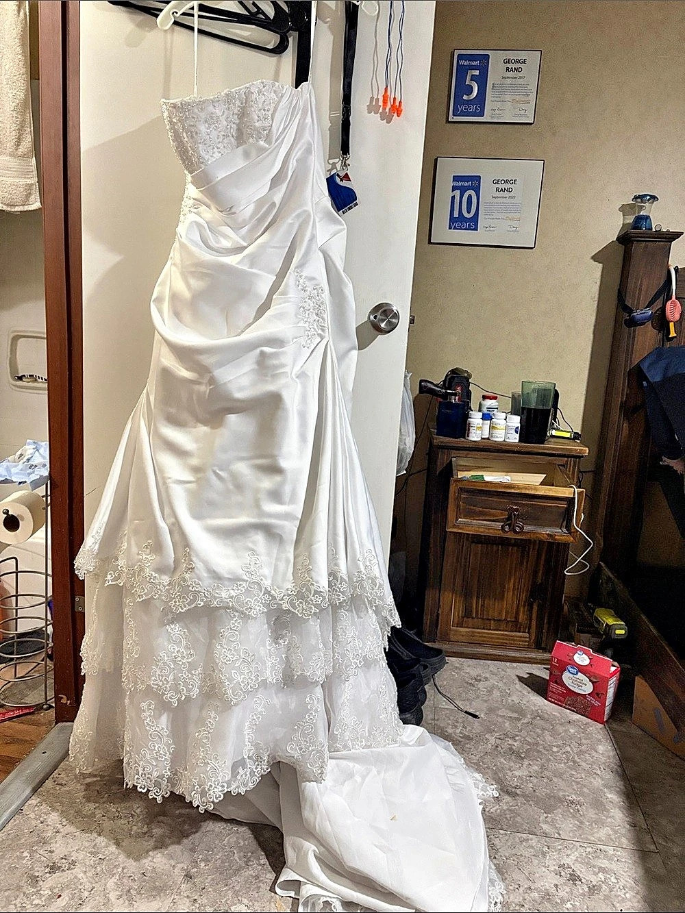 David's Bridal Wedding Dress Floral Lace Size 12 Like New